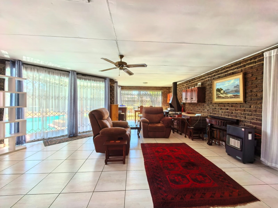 5 Bedroom Property for Sale in Sasolburg Ext 23 Free State